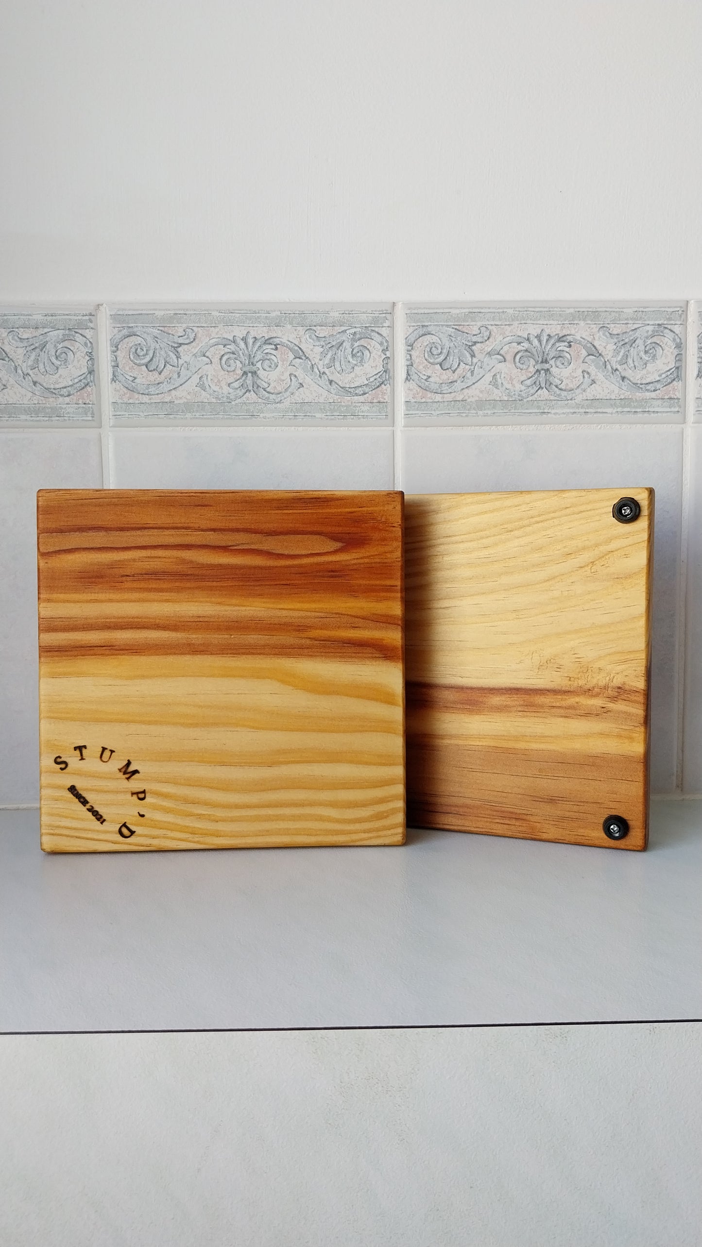 Stand/Board - Red Pine